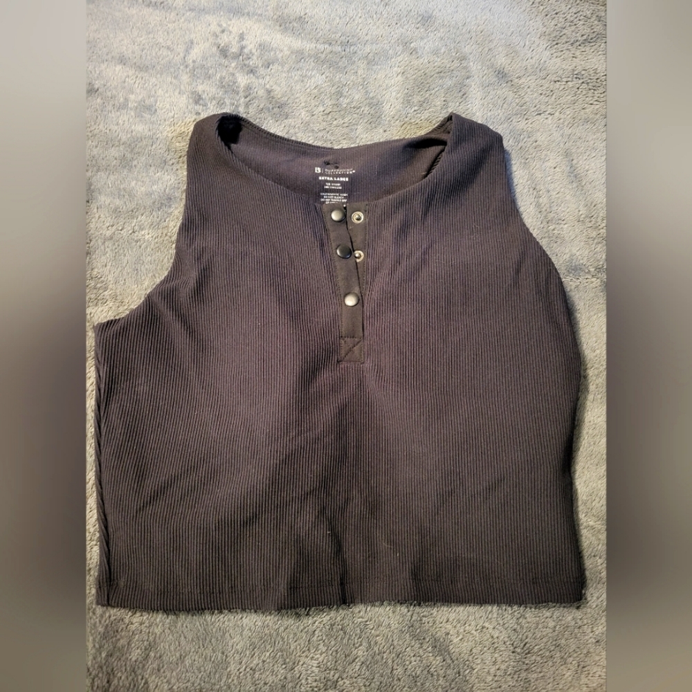 Buffbunny Henley Ribbed Crop - Onyx Black